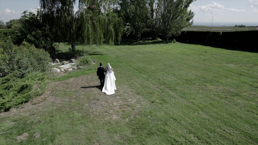 Trailer de la boda de Elvira & Chema en Lleida | Iglesia de Sant Llorenç & Finca Prats